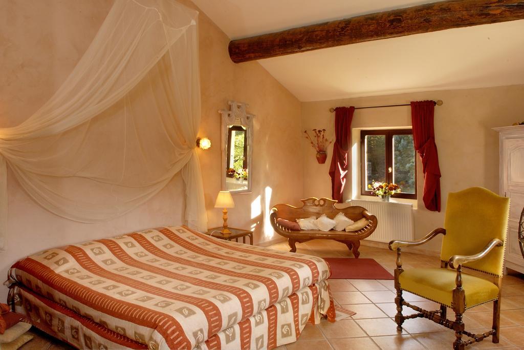 Maison D'Hotes Les Fougeres ミルマンド エクステリア 写真