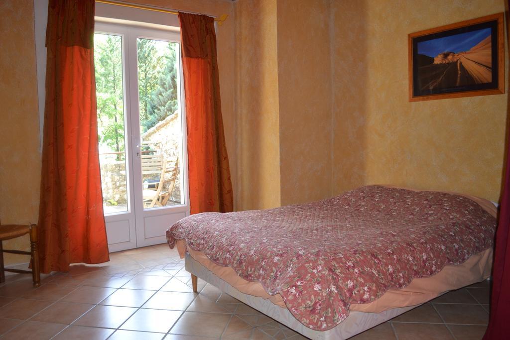 Maison D'Hotes Les Fougeres ミルマンド エクステリア 写真