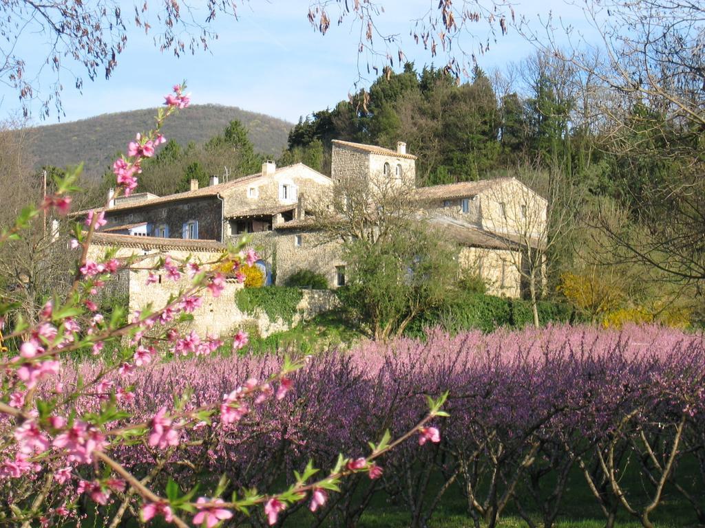 Maison D'Hotes Les Fougeres ミルマンド エクステリア 写真