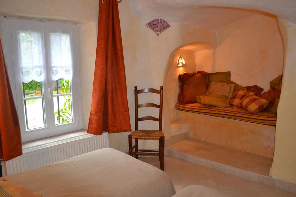 Maison D'Hotes Les Fougeres ミルマンド エクステリア 写真