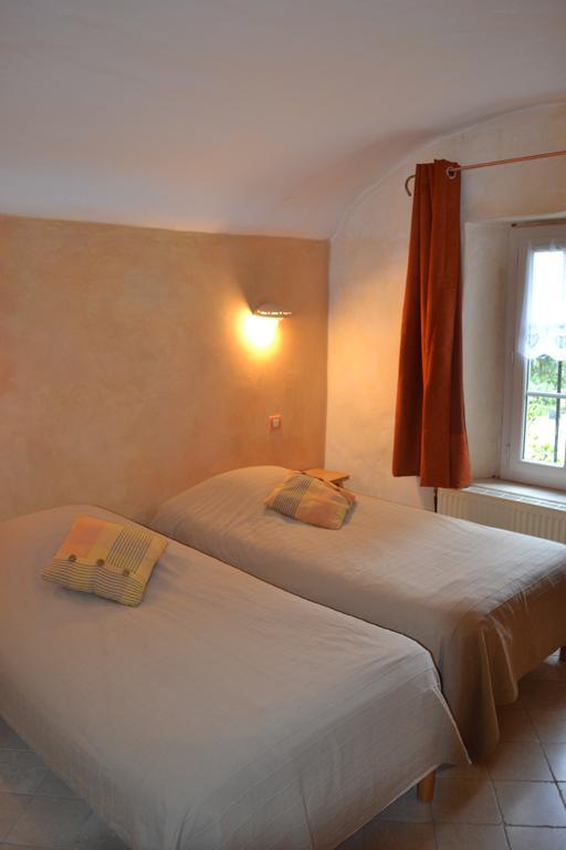 Maison D'Hotes Les Fougeres ミルマンド エクステリア 写真